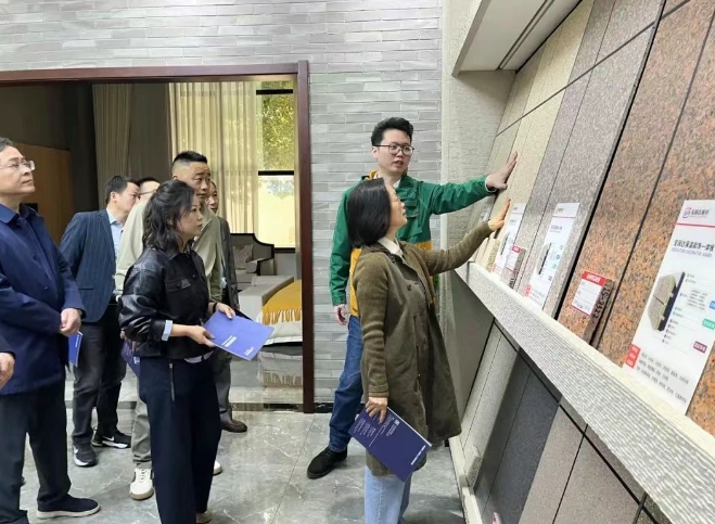 寶潤達(dá) 寶潤達(dá)